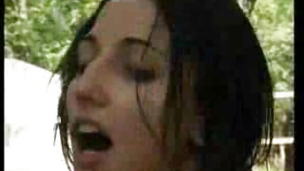 Boneka cantik saka Rusia seneng dadi aktris porno