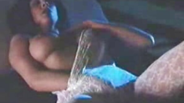 Redhead kang pus bisa njupuk akèh lan dheweke adores nunggang wong