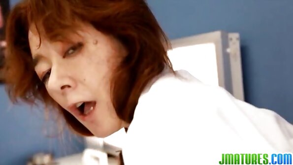 Samantha Rone nemu ing ndhuwur lan nitih sing kontol amba