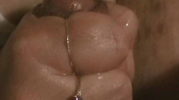 Seksi brunette gadhah reged fun karo dheweke pacangan kang dawa kontol