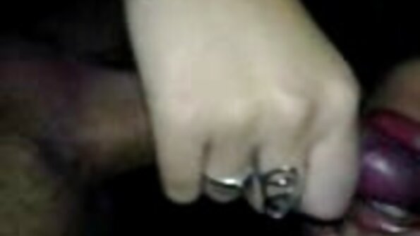 Skillful wong impales kabeh bolongan saka atraktif Russian pirang