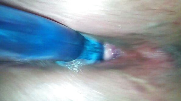 Wanita seksi karo sawetara wong ing pesta seks, njupuk bajingan uga